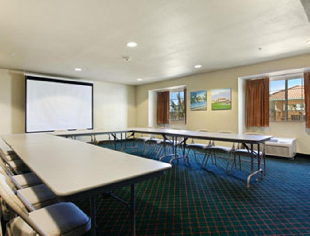 Microtel Inn & Suites By Wyndham Wellton Létesítmények fotó